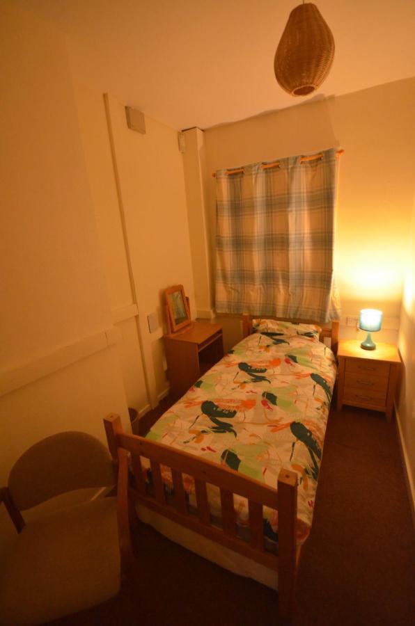 Hull Trinity Backpackers Kingston upon Hull Exterior foto