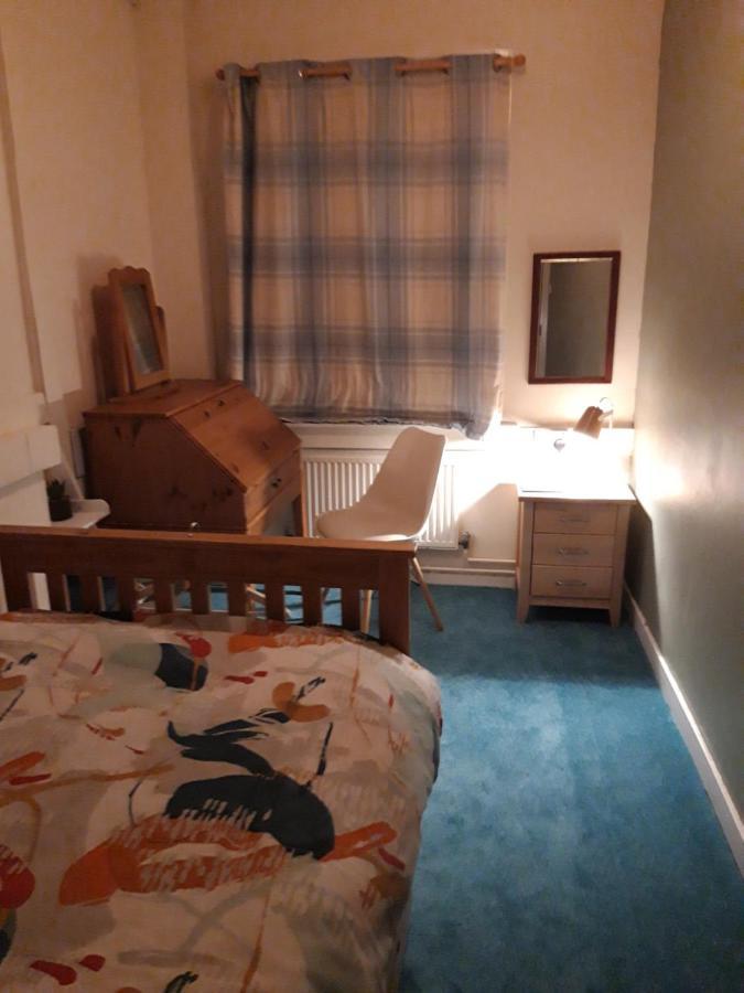 Hull Trinity Backpackers Kingston upon Hull Exterior foto